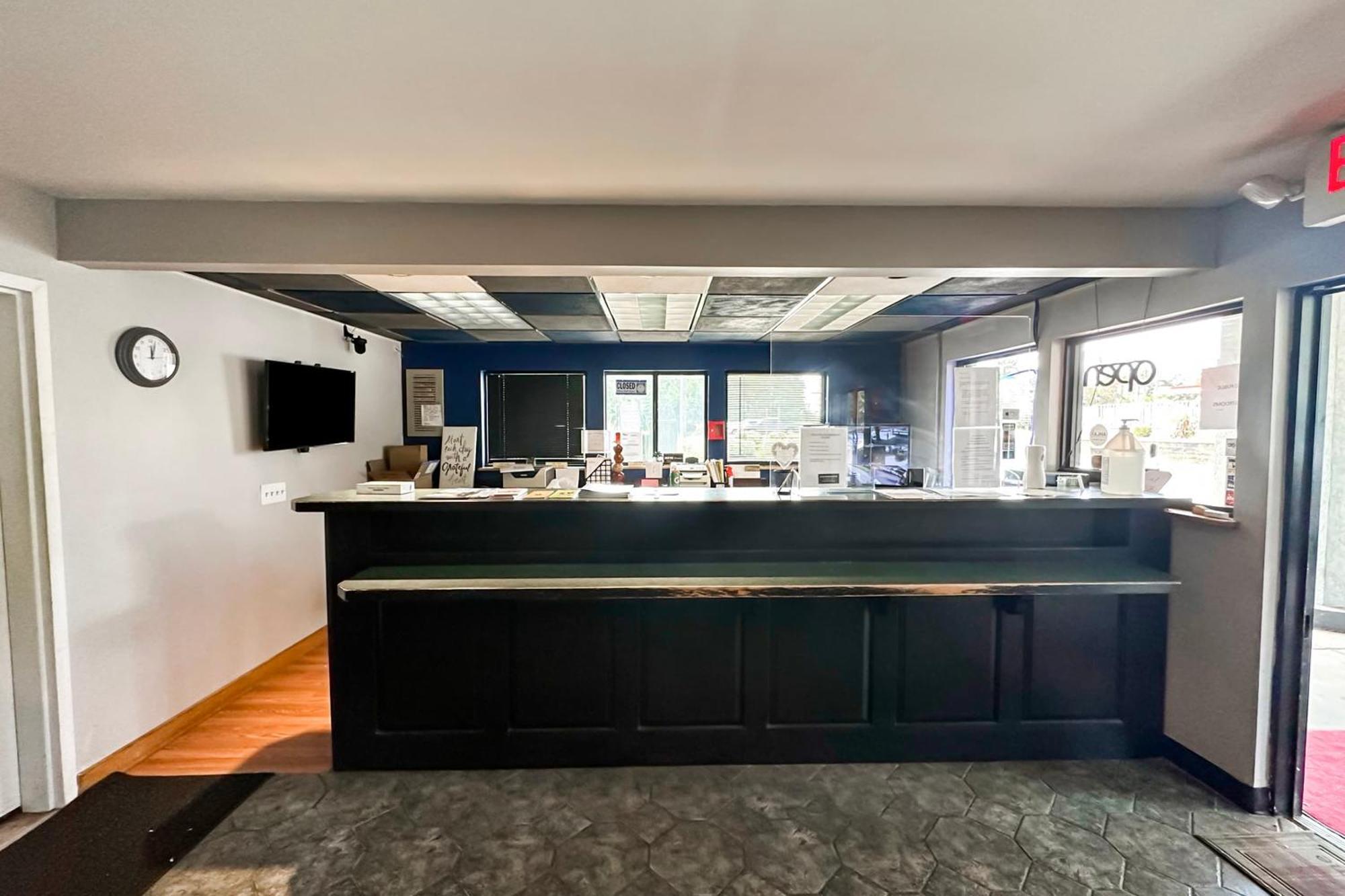 Executive Inn Ridgeway I-77 Экстерьер фото