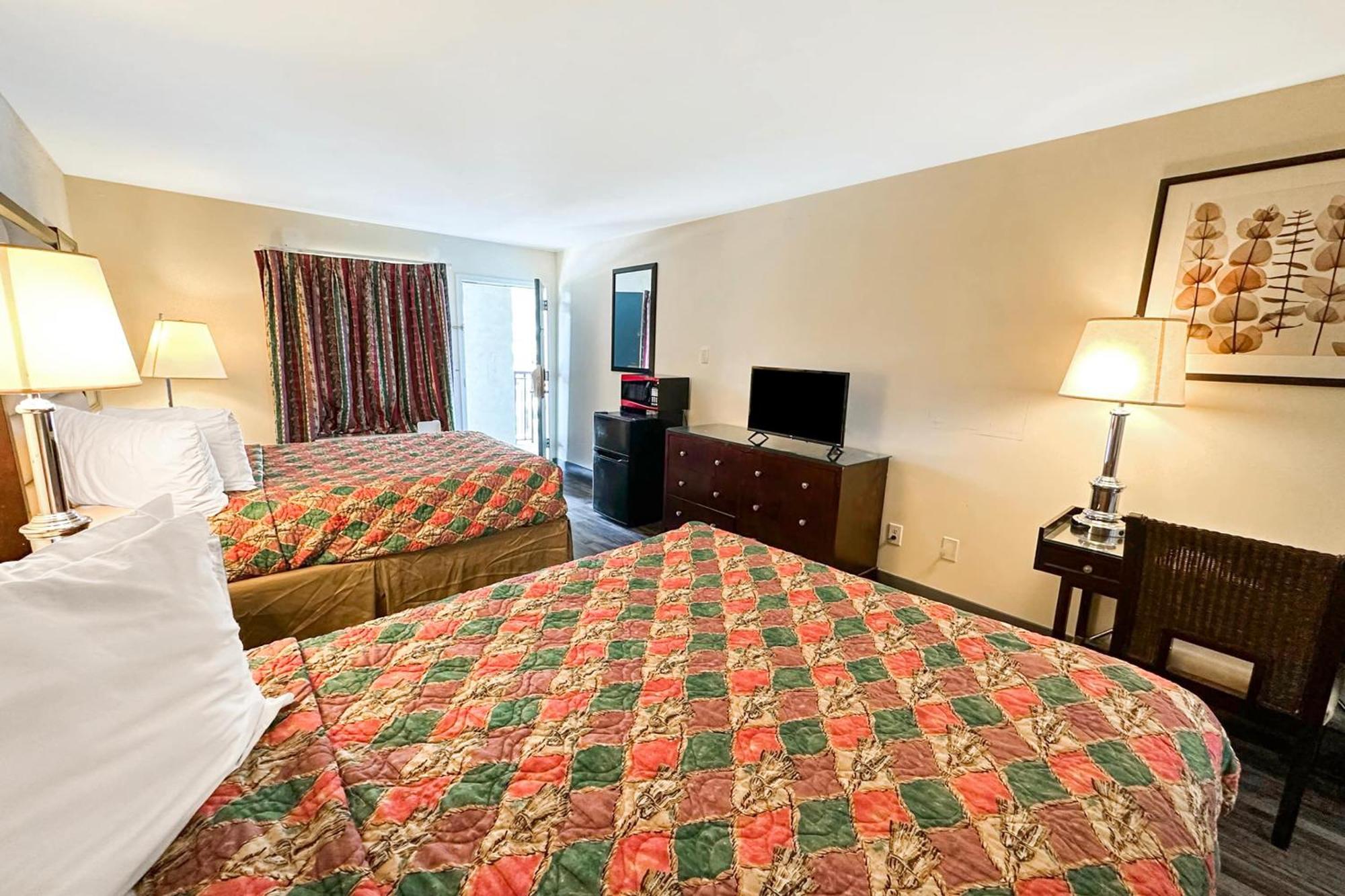 Executive Inn Ridgeway I-77 Экстерьер фото